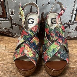 Guess multicolor wedges